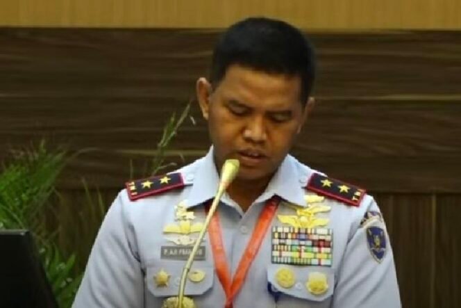 
					 Gubernur Akademi Angkatan Udara Marsekal Muda TNI Purwoko Aji Prabowo membacakan sambutan Kepala Staf TNI Angkatan Udara (Kasau) Marsekal TNI M. Tonny Harjono sebagai keynote speaker dalam acara Seminar Nasional Sains Teknologi dan Inovasi Indonesia Ke-6 Akademi Angkatan Udara Tahun 2024 yang digelar di Gedung Sabang Merauke Akademi Angkatan Udara, Yogyakarta, Kamis (26/9/2024).(Tangkapan layar dari Youtube/Dispenau)