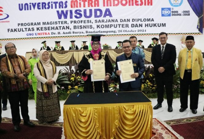
					Lepas 673 Wisudawan UMITRA, Pj. Gubernur Lampung Sampaikan 5 Kiat Hadapi Tantangan