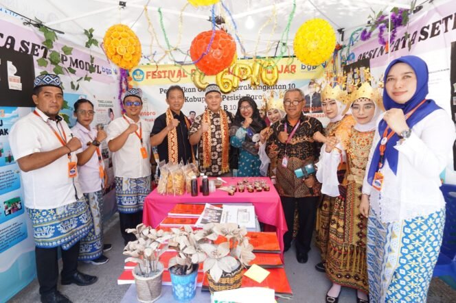 
					Audi Marpi Hadiri  Kegiatan Panen Pasil Karya Lokakarya 7 Calon Guru Penggerak Angkatan 10 Pesibar Tahun 2024