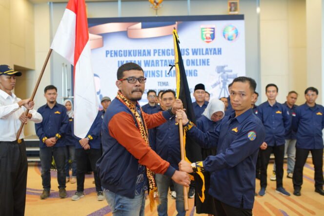 
					Sah, Ketum Yudhistira Secara Resmi Kukuhkan PW IWO Lampung Masa Bakti 2024-2029