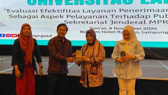 
					Forum Konsultasi Publik: MPR RI dan Universitas Lampung Gelar Sarasehan Kehumasan Evaluasi Layanan Publik