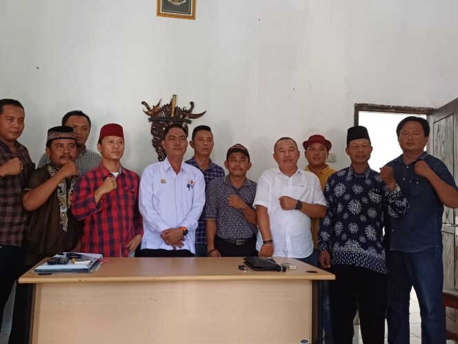 
					Petani Singkong Lampung Timur Siap Beraksi: Tuntut Kenaikan Harga ke Bupati dan DPRD!