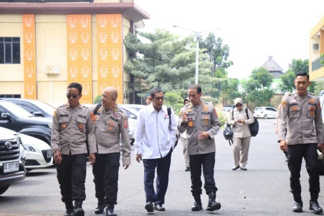 
					Puslitbang Polri Gelar Penelitian Evaluasi Kualitas Gudang Penyimpanan Senjata Api dan Amunisi di Polda Lampung