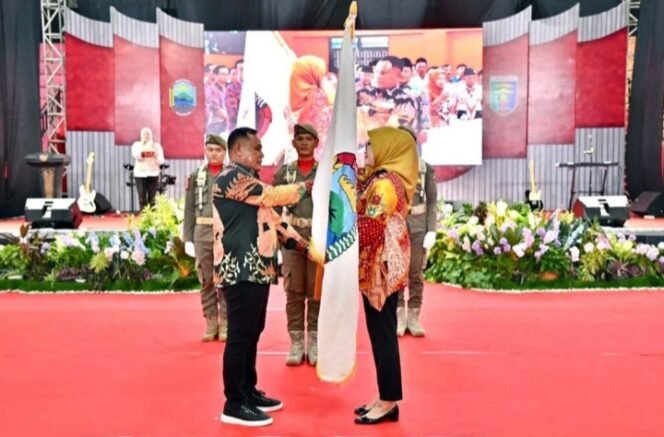 
					Pelepasan Bupati dan Wakil Bupati Lampung Selatan Diwarnai Suasana Haru dan Suka Cita