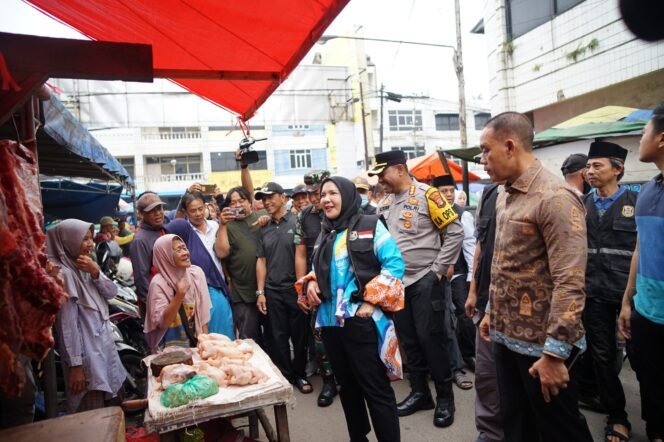 
					TPID Bersama Walikota Bandar Lampung dan Forkopimda Sidak Sejumlah Pasar