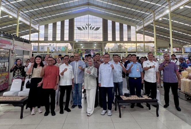 
					Pencanangan Pasar Khas Lebak Budi MengawaliRangkaian Fesyar Sumatera 2025