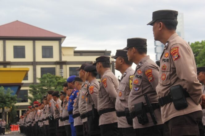 
					Polisi Terjunkan 343 Personel Amankan Aksi Bela Palestina di Bandar Lampung