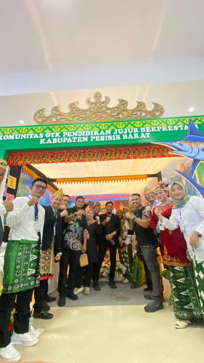 
					Festival Kreasi GTK 2025 : Pesisir Barat Angkat Tema Literasi dan Numerasi Bermutu 