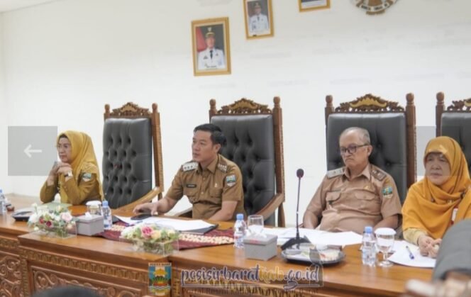 
					Bupati Pesisir Barat Tegaskan PPPK Paruh Waktu Dikembalikan Ke Tempat Tugas Semula