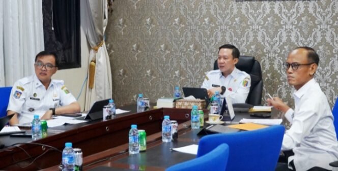
					Kurangi Pengangguran, Strategi Terpadu Pemprov Lampung: Dari Pelatihan Kerja hingga Pengembangan Industri