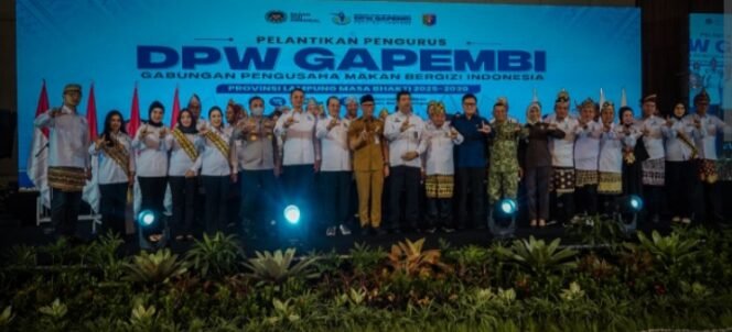 
					Pemprov Lampung Dorong Dapur MBG Serap Produk Petani, Peternak, dan UMKM Lokal