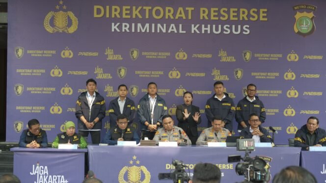 
					Bongkar Jaringan Materai Ilegal, DJP dan Polda Metro Jaya Cegah Kerugian Negara Rp 1 Triliun